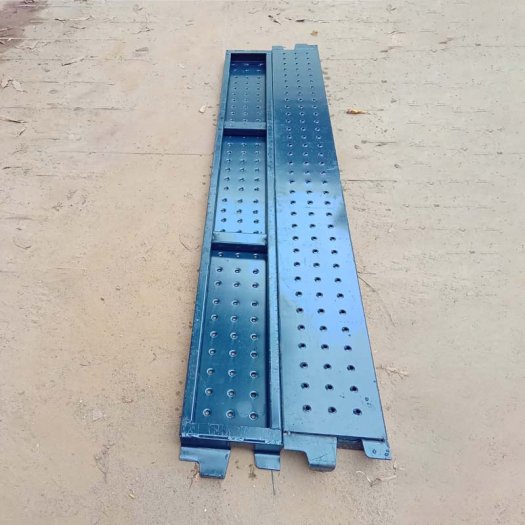 Mild Steel Scaffold Plank Silver Hot Dipped Galvanized Manufacturers, Suppliers, Exporters in Thanesar