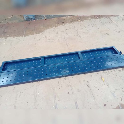 Mild Steel Scaffold Plank Silver Hot Dipped Galvanized Manufacturers, Suppliers, Exporters in Thanesar
